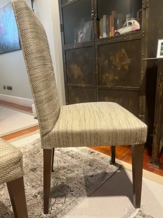 Mesa comedor y 6 sillas madera tallada Indonesia.