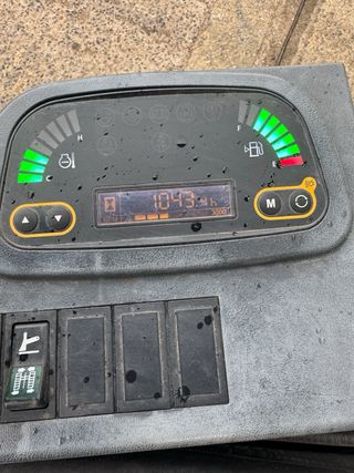 Mini excavadora New Holland E17C