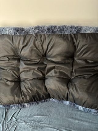 Cama para perro grande azul y negro