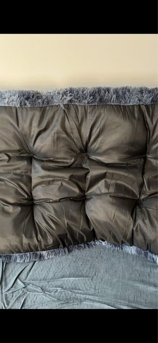 Cama para perro grande azul y negro