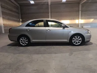 Toyota Avensis 2005