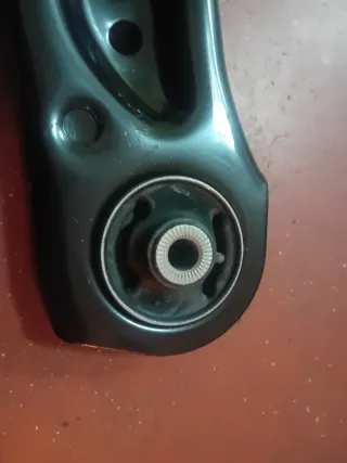 Trapecio Izquierdo VW Golf 7