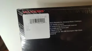 Lynyrd Skynyrd (Pronounced 'Lĕh-'nérd 'Skin-'nérd)