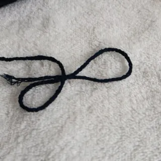 2 ovillos de lana Bambú azul marino. (Lanas Stop)