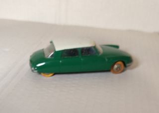 DINKY TOYS CITROEN DS19 Verde