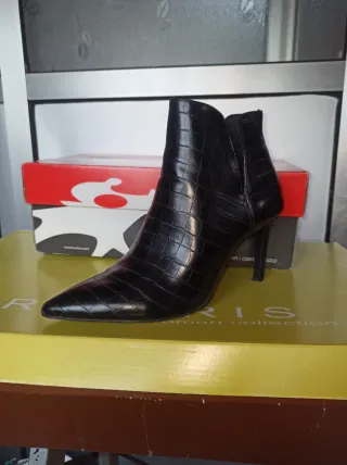 Botín Tacón Negro Cocodrilo Fluchos