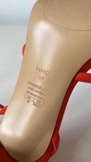 Sandalias Mango tacón tiras naranjas/rojas