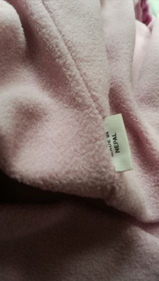 Gorro y buff tejido rosa y morado