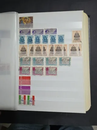 Colección Italia. álbum de 60 páginas. 30 hojas.