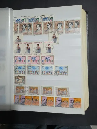 Colección Italia. álbum de 60 páginas. 30 hojas.