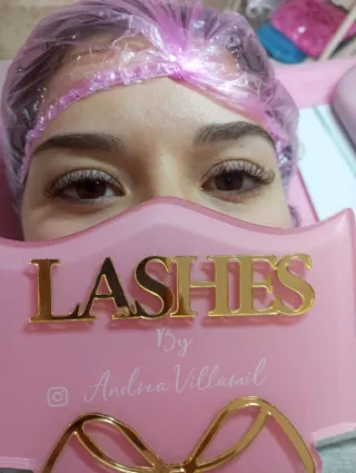 pestañas volumen, diseño, depilación y tinte de ce