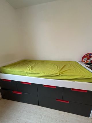 Cama juvenil con cajones