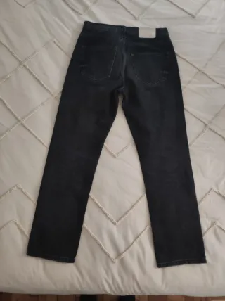 Pantalones vaqueros Zara negros corte recto jeans