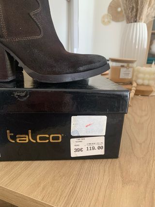 Stivaletti texani in vera pelle scamosciata