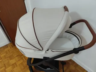 Prestige carrinho de bebé trio até 22 kg Chipolino