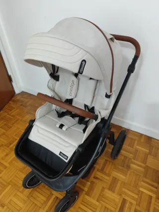 Prestige carrinho de bebé trio até 22 kg Chipolino