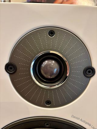 Altavoces Dali Oberon 3 Blancos