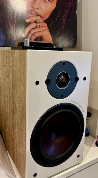 Altavoces Dali Oberon 3 Blancos