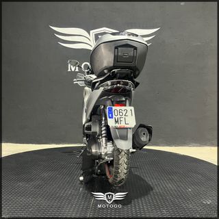 SCOOTER HONDA SH350i SMART TOP BOX - 2023