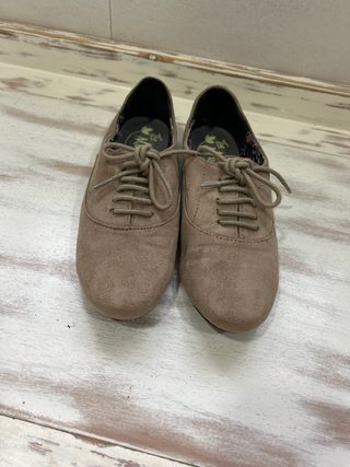 Zapatos planos beige