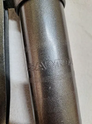 Pistola de engrasar con manguera