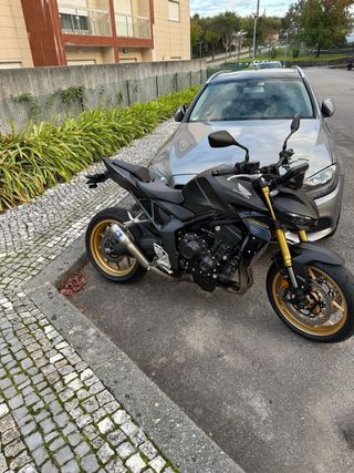 Escape Titanio CB1000 Hornet 2024/2025