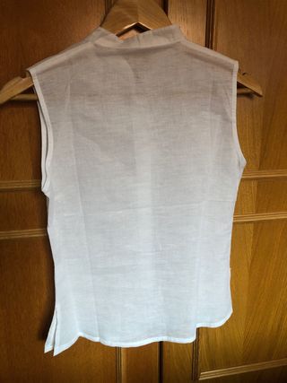 Blusa sin mangas blanca talla S