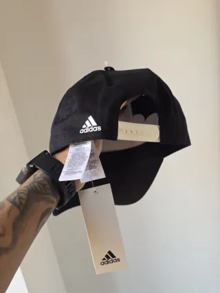 Gorra Adidas Negra