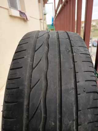 Neumáticos de coche