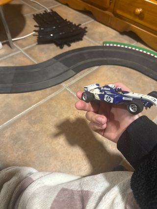 Coche Scalextric Vodafone