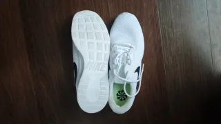 Zapatillas Nike Tanjun Talla 42.5 Blancas