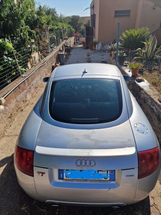 Audi TT 2002 - 225 cv