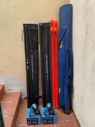 Set di surfcasting: 2 canne e mulinelli