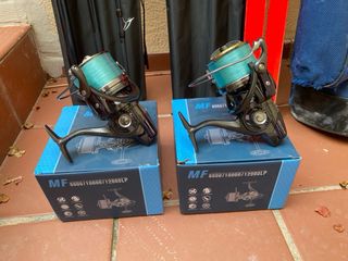 Set di surfcasting: 2 canne e mulinelli