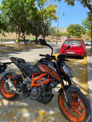 KTM Duke 125