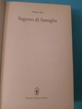 Segreto di famiglia (eNewton Narrativa) (Italia...