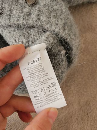 Suéter gris oversize lentejuelas talla única