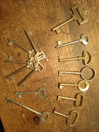 Set 14 Chiavi Vintage Ottone Metallo