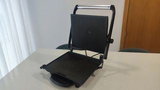 Grelhador elétrico em excelente estado