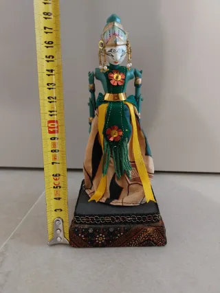 Wayang Golek 18cm Marionetta indonesiana