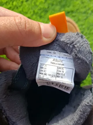 Botas nieve niño talla 26