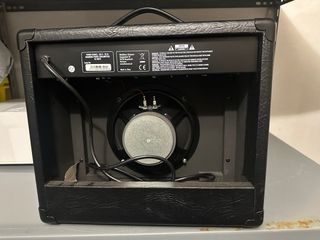 Amplificador Harley Benton HB-20R Negro