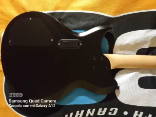 Guitarra eléctrica Washburn WI200PROE EMG