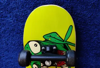 Monopatín Oxelo Amarillo Diseño Divertido