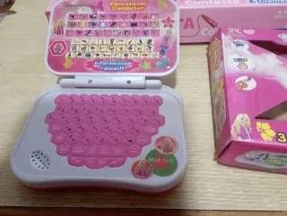 Juego Hello Kitty Clementoni y Estuche Belle Fille