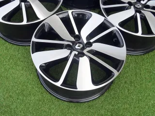 Llantas Originales Renault 17 4x100 Impolutas