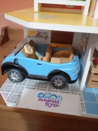 Casa de muñecas Amanda Troupe