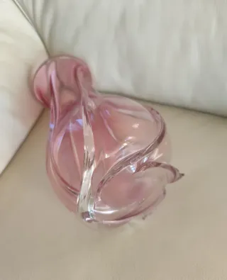 Vaso in cristallo rosa massiccio, anni ' 60,