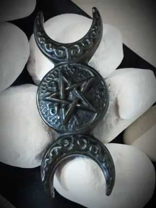 Triade Luna Ossidiana Pietra