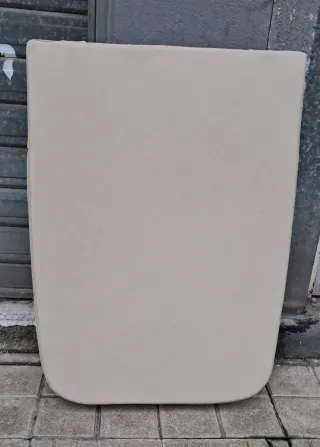 Cuña para camilla de masajes.